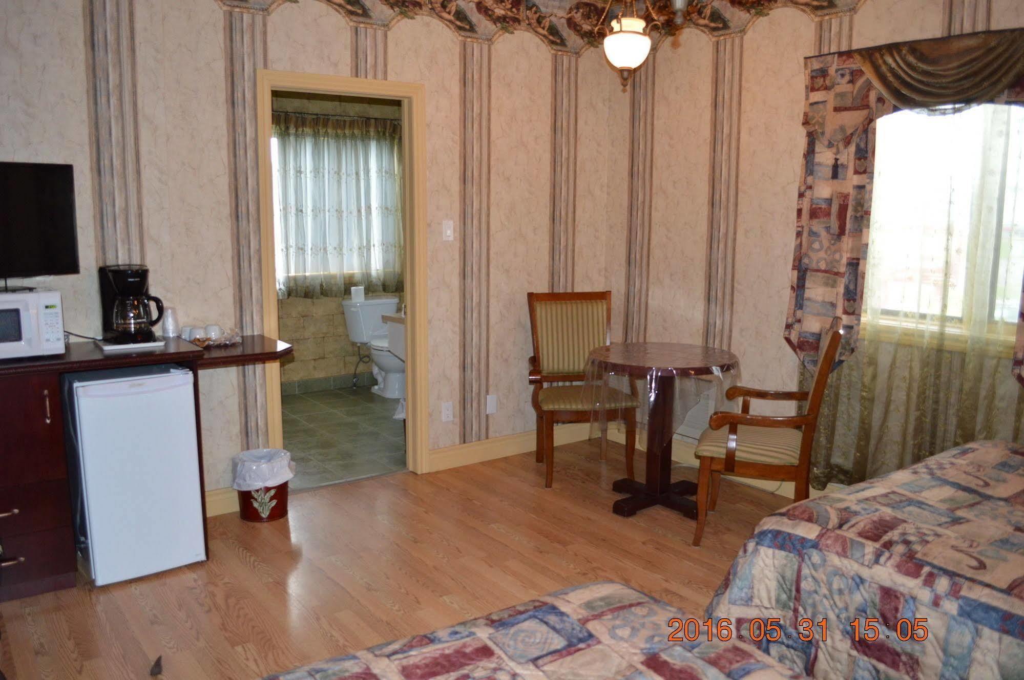 Motel-Auberge Hélene Victoriaville Eksteriør bilde