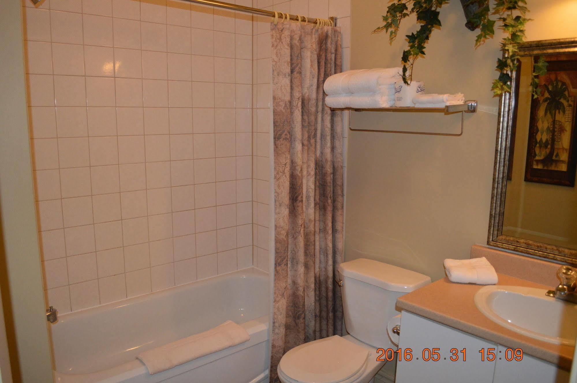 Motel-Auberge Hélene Victoriaville Eksteriør bilde