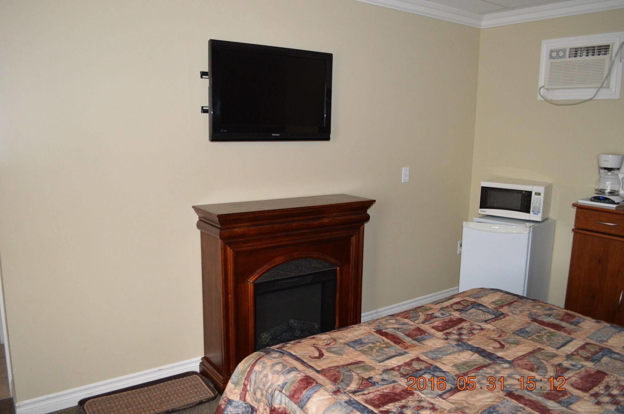 Motel-Auberge Hélene Victoriaville Eksteriør bilde