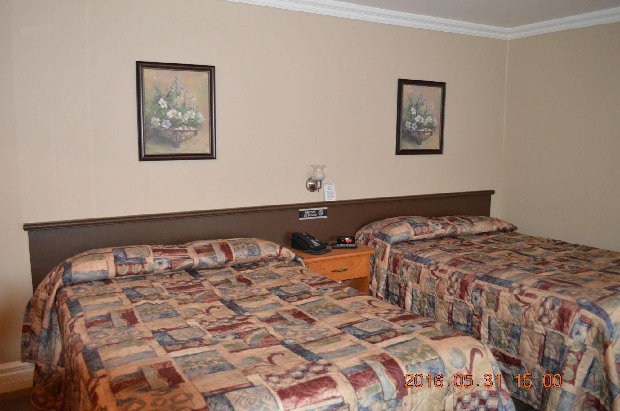 Motel-Auberge Hélene Victoriaville Eksteriør bilde